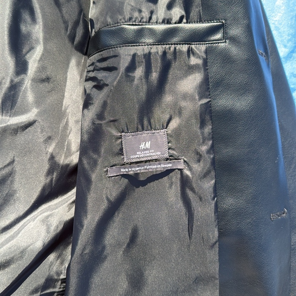 H&M Faux Leather Blazer - Picture 3 of 4